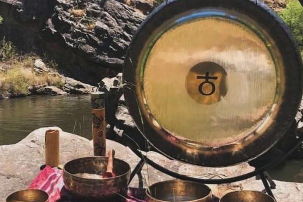 HELIRÄNNAK/ LAMAMISKONTSERT GONGIDE JA HELIKAUSSIDEGA Türi kultuurikeskuses - Türi Kultuurikeskus