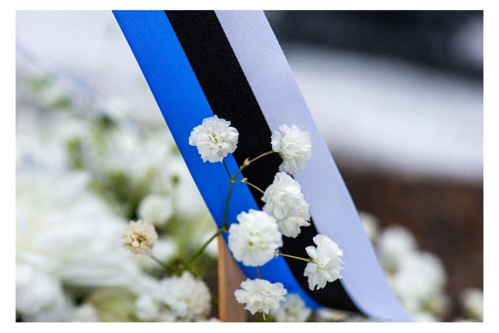 Tartu rahu 106. aastapäeva mälestushetk Türi kesklinna kalmistul - Kesklinna kalmistu