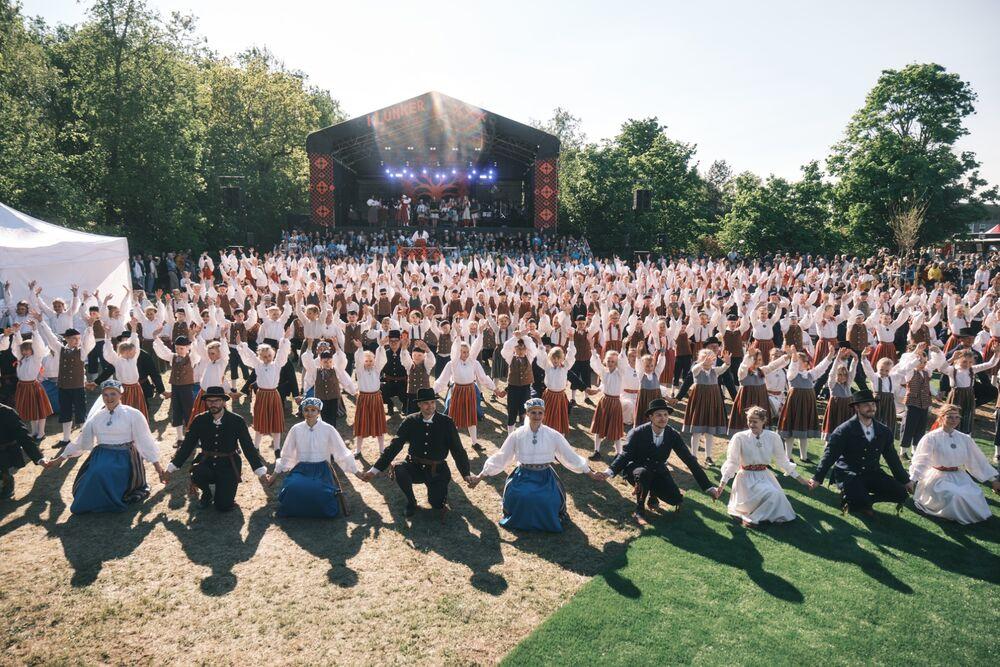 JÜRI KLUNKER XXXI "LAS PIDU KESTA" - Rae Spordikeskus